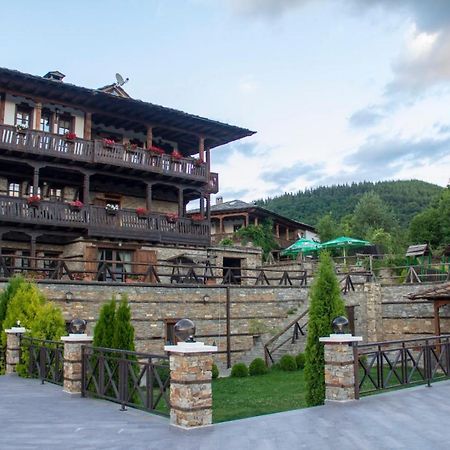 Leshtenski Rai Guest House Exterior foto
